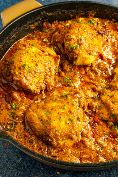 馃崡 Hungarian Chicken Paprikash 馃嚟馃嚭 Capture d鈥櫭ヽran 2025-03-23 215924